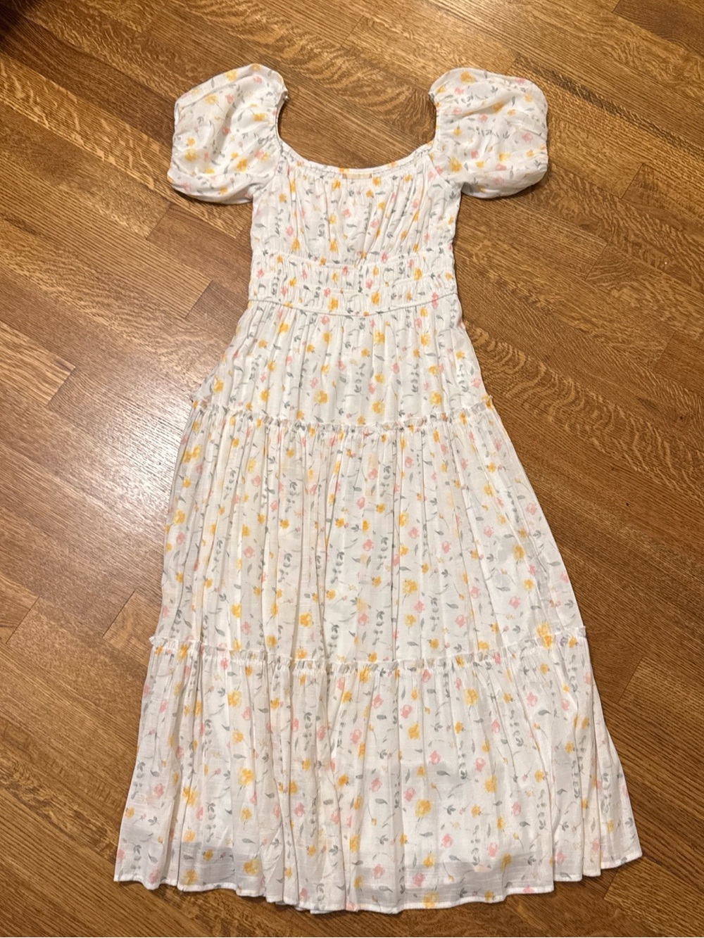 Altar’d State White Floral Puff Sleeve Maxi Dress. Size small. NWOT.